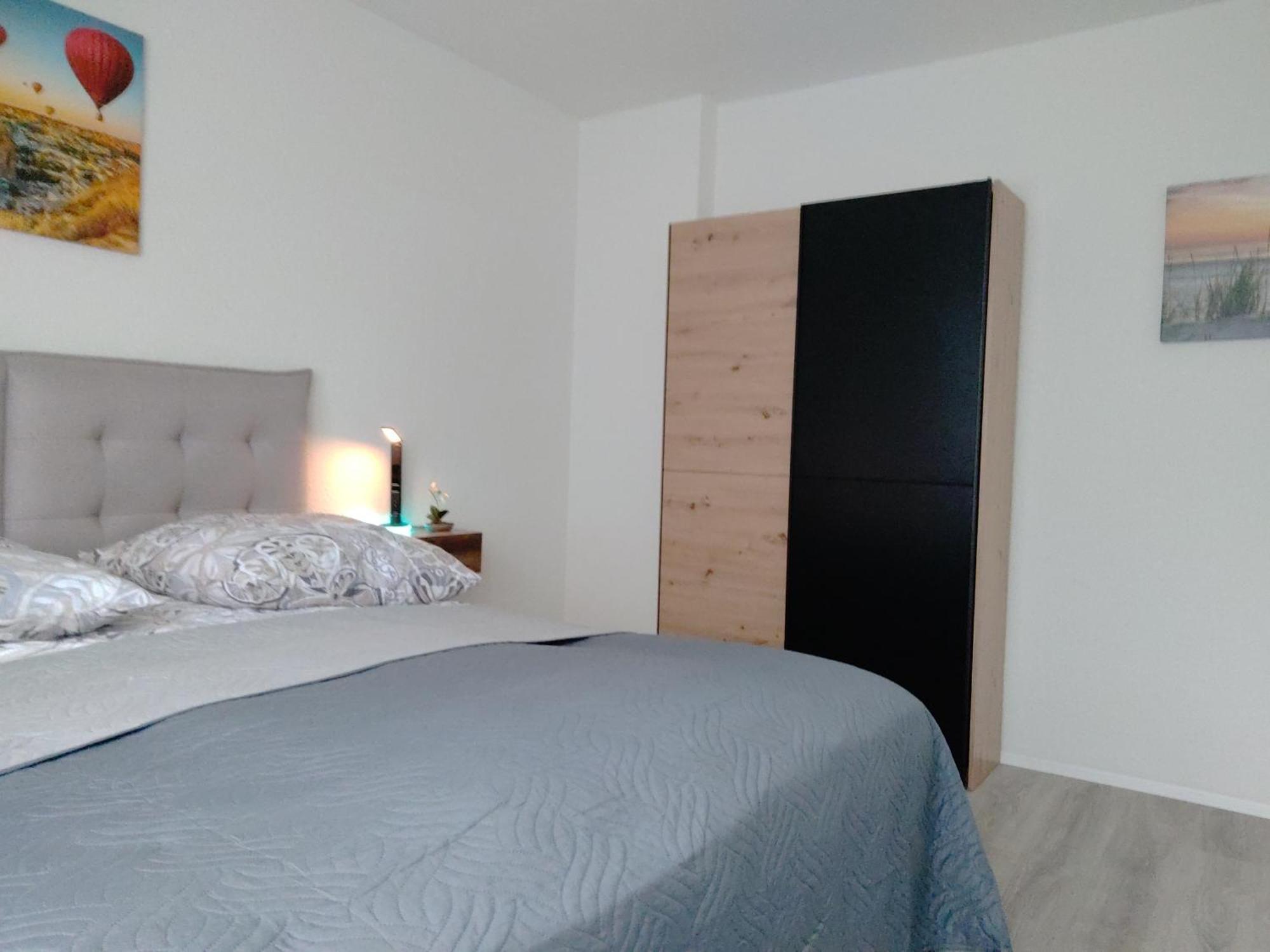 Komfortables Und Ruhiges Apartment ゲルゼンキルヒェン エクステリア 写真